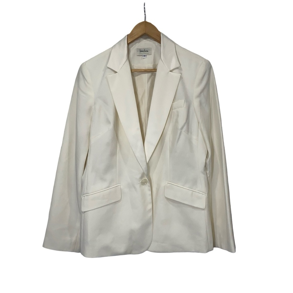 Neiman Marcus off‎ white elegant Blazer size 12
